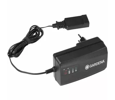 Gardena Schnell-Ladegerät QC18 für 18 V Akkus Gardena Schnell-Ladegerät QC18 für 18 V Akkus